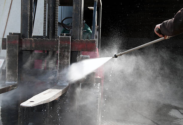 Best Oil Spill Cleanup  in La Ada Flintridge, CA